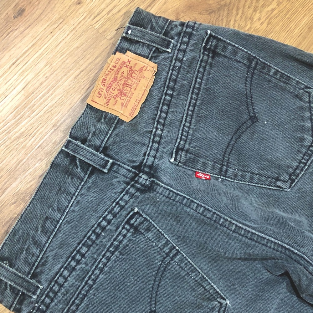 Vintage Levi’s 701 Student Fit (Similar to 501)